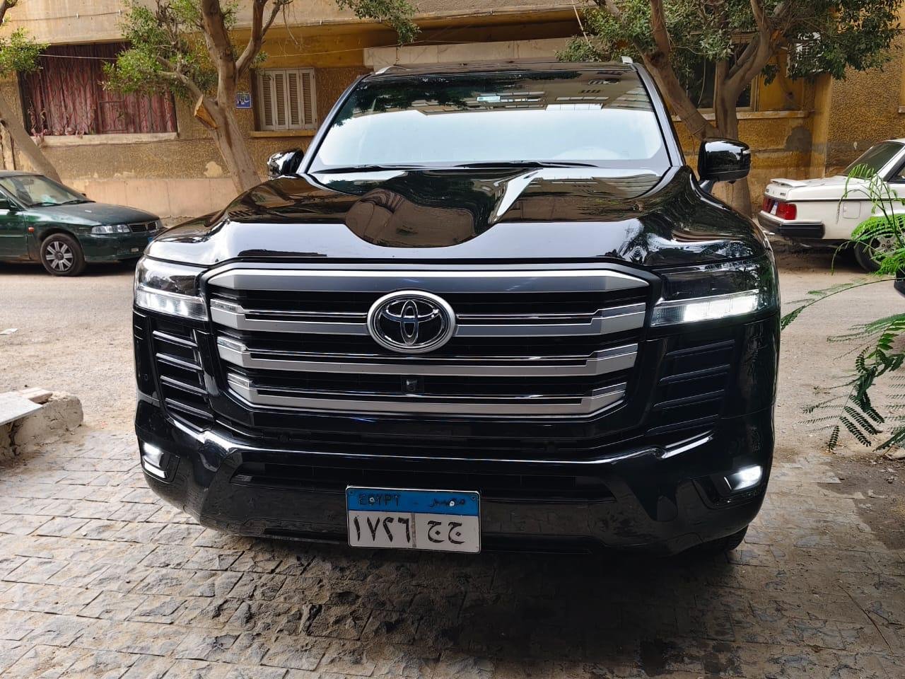 Toyota Land Cruiser GXR